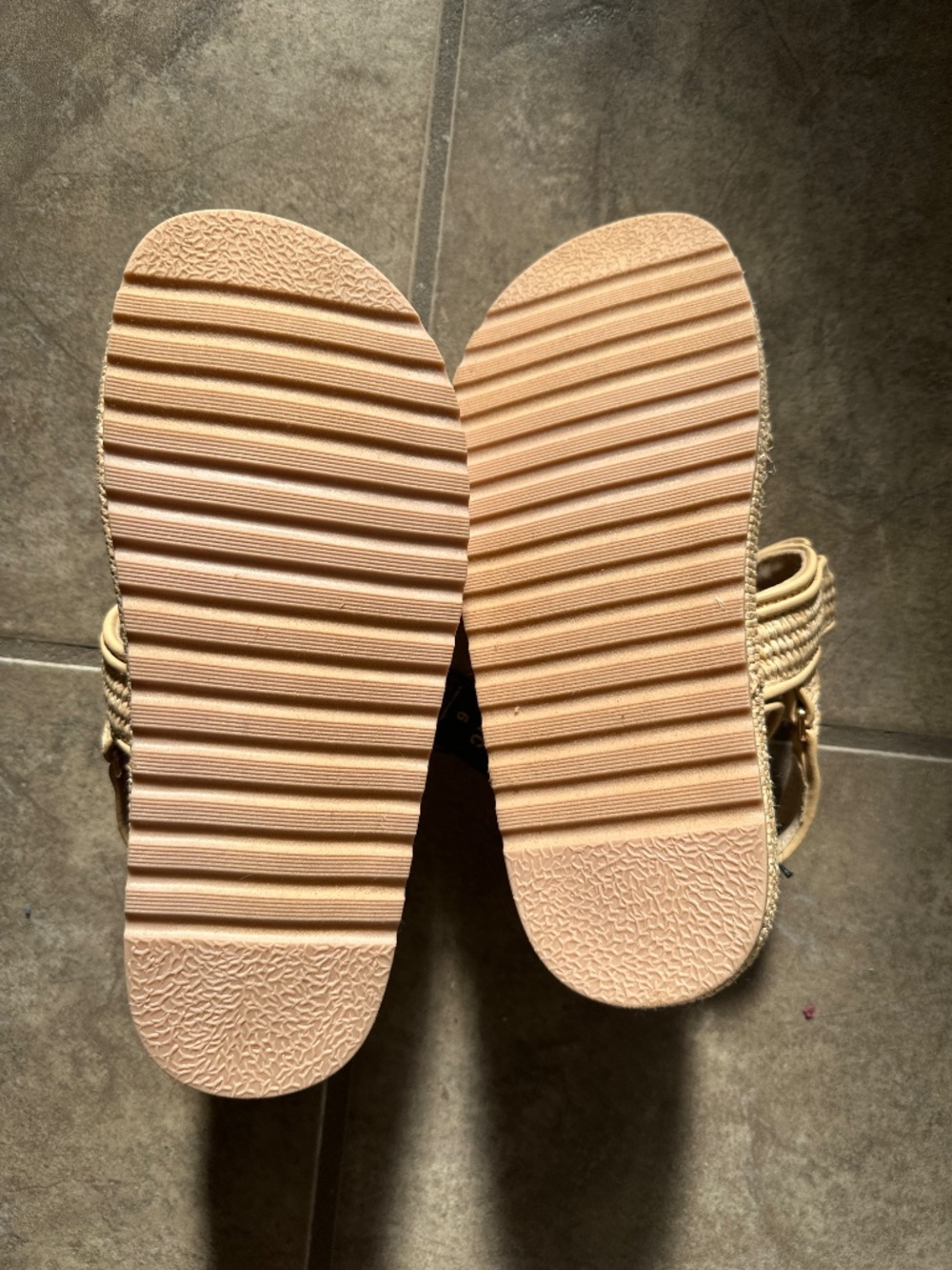 Steve Madden platform sandals - Picture 3 of 4
